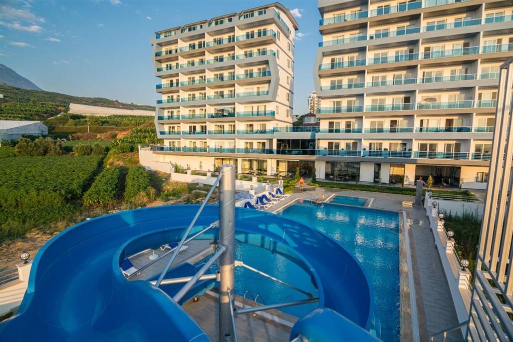 0047 Exodus 2-bedroom Duplex In Mahmutlar With Sea, Mountain And Castle Views Lägenhet
