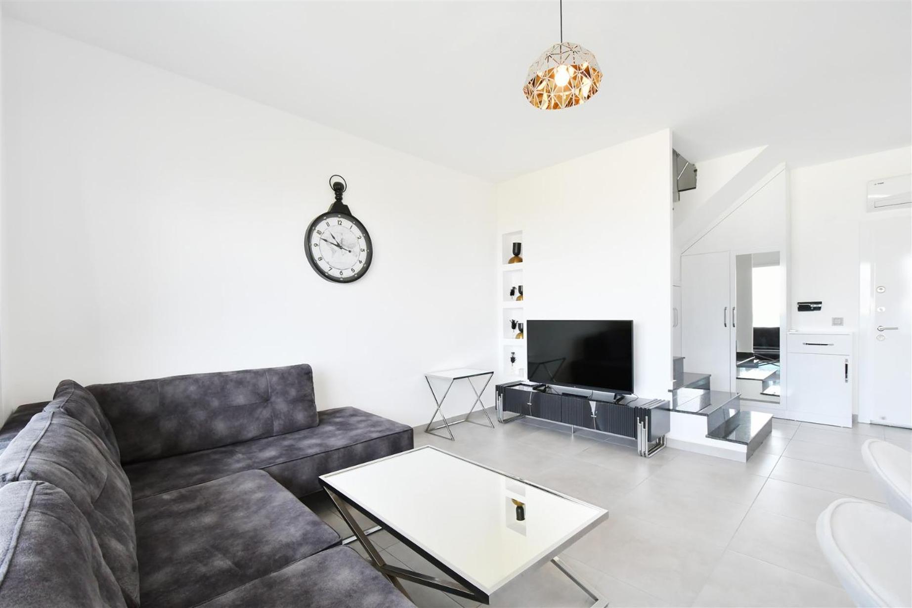 0047 Exodus 2-bedroom Duplex In Mahmutlar With Sea, Mountain And Castle Views Lägenhet